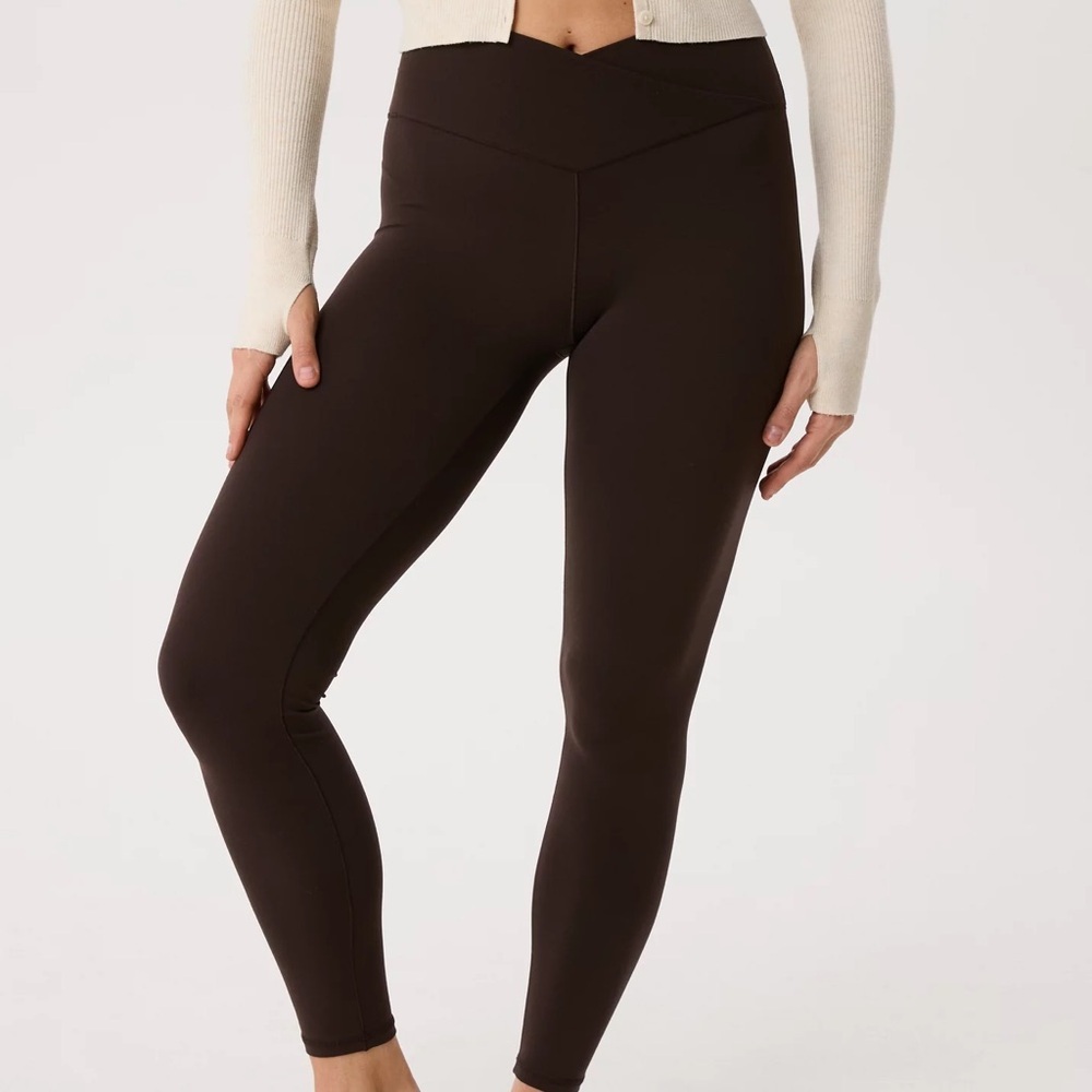 OFFLINE By Aerie Real Me High Waisted Crossover‎ Legging
